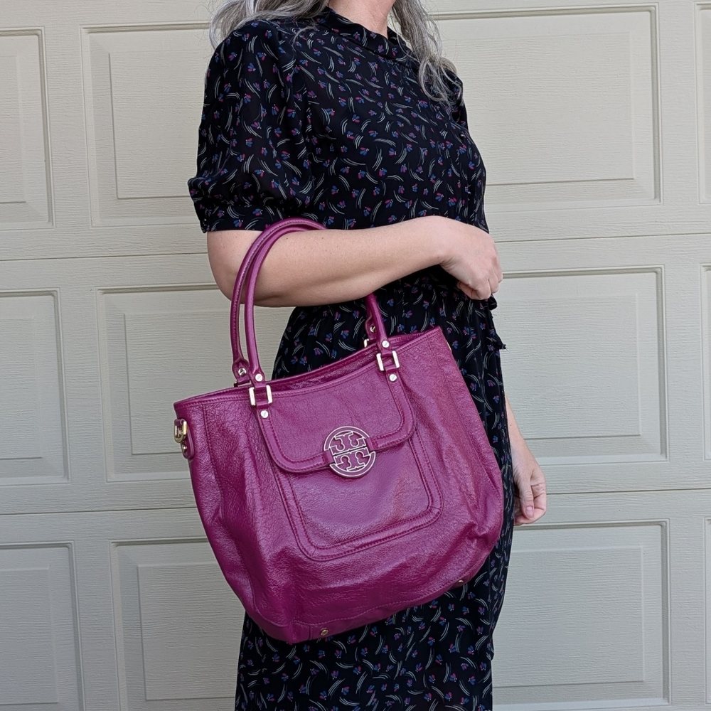 TORY BURCH amanda patent leather handbag purse
